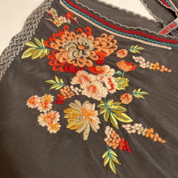 Johnny Was beautiful tunic. Incredible embroidery and details. - Picture 4 of 11